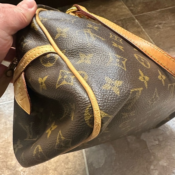 Louis Vuitton Brown Monogram Handbag - Picture 4 of 16